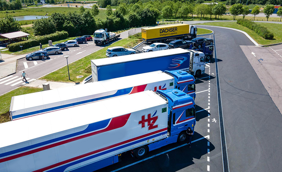 Integrated logistics solutions in the UK combining transport, warehousing and supply chain management by Jazz Transport Ltd.